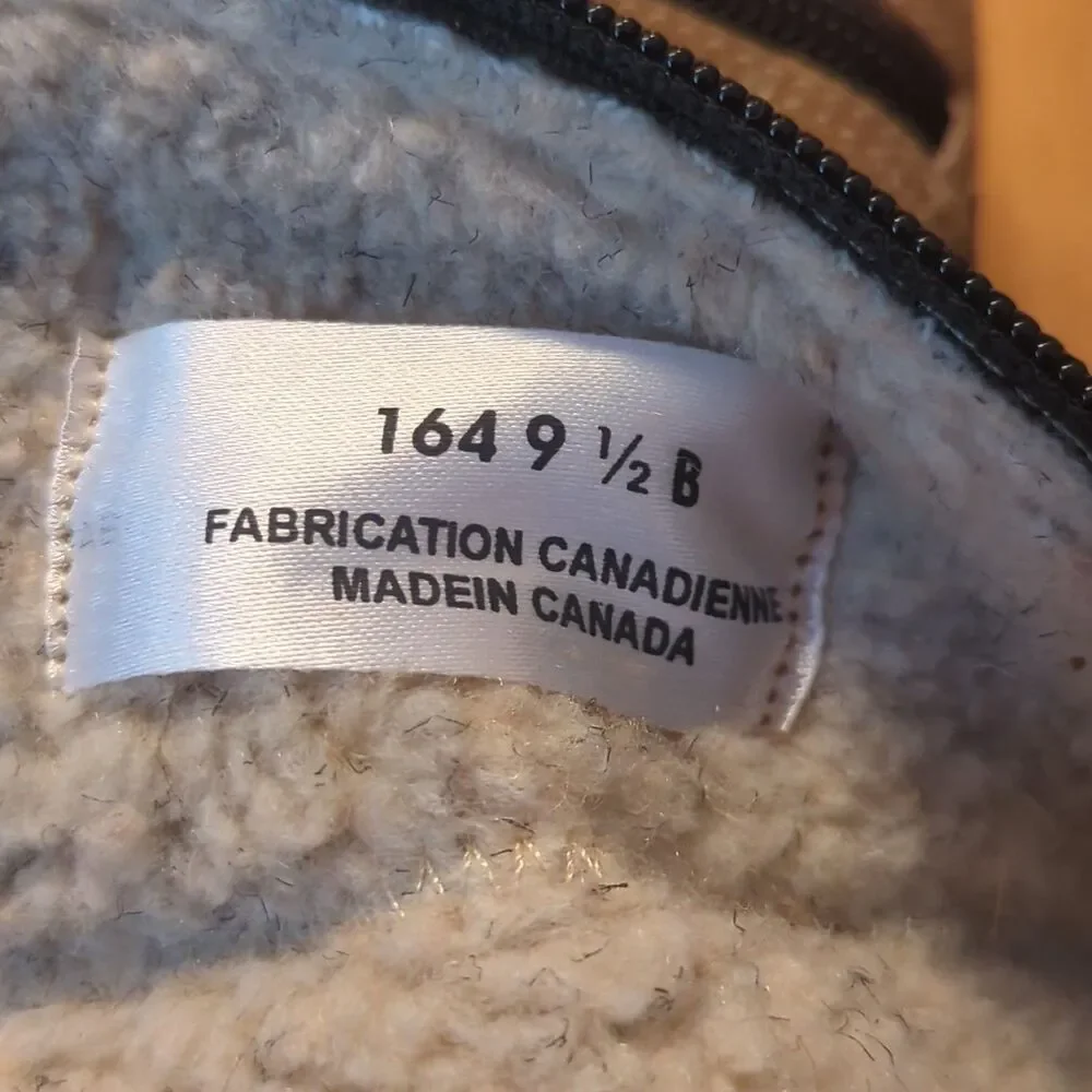 Bastien Industries Tall Moccasin Boots Womens 9.5B Tan Beige Leather Shearling